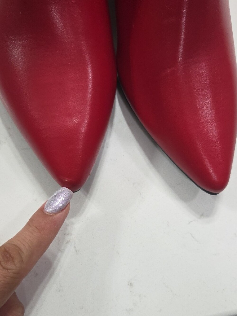 Lulus Red Pointed Toe Ankle Booties with Block Heel Sz8 New Without Tag - Picture 10 of 10